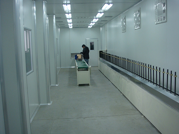 電機(jī)殼噴粉線.JPG